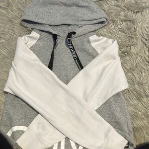 Calvin Klein Cropped Hoodie